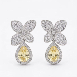 BRINCO FLOR CRAVEJADA YELLOW FANCY