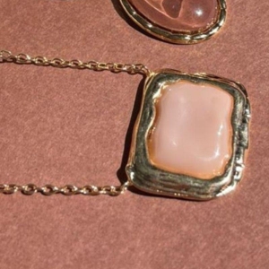 COLAR NUDE