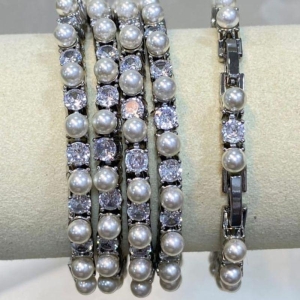 PULSEIRA RIVIERA PEROLAS E ZIRCONIAS
