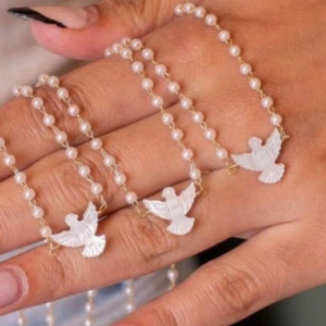 COLAR PEROLAS E ESPIRITO SANTO