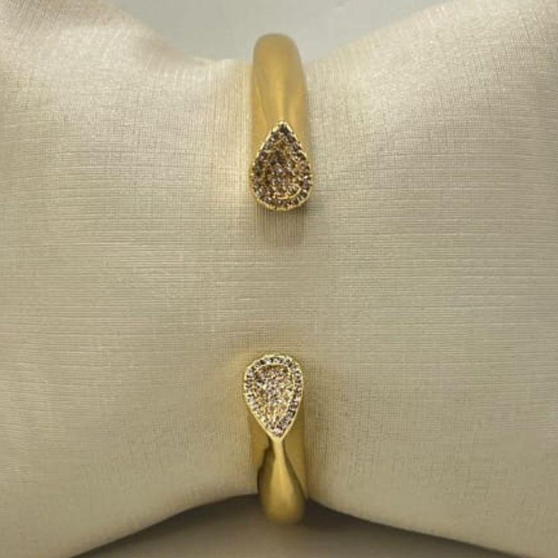 BRACELETE ABERTO OURO CRAVEJADO