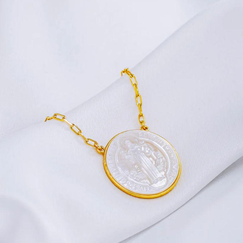 Colar Elo Cartier Pingente São Bento Madrepérola