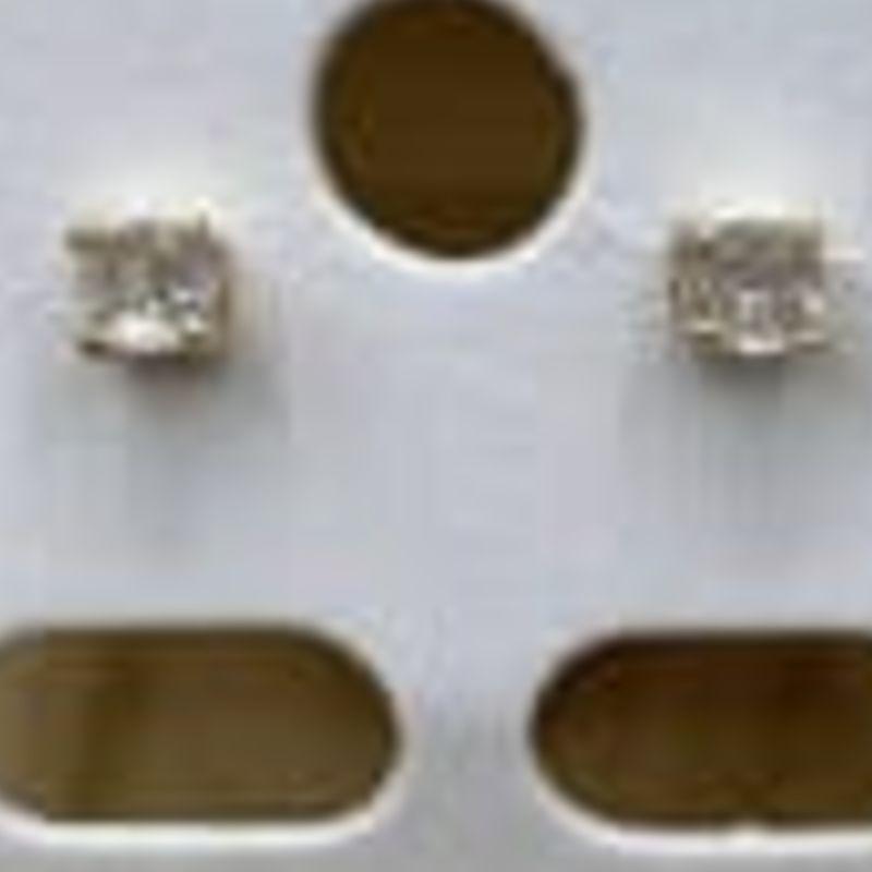 BRINCO OURO SEGUNDO FURO PP ZIRCONIA