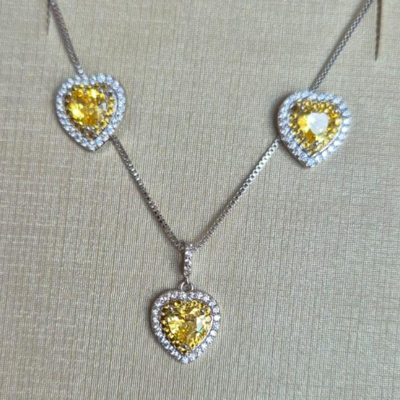 CONJUNTO CORAÇÃO CITRINO RODIO CRAVEJADO